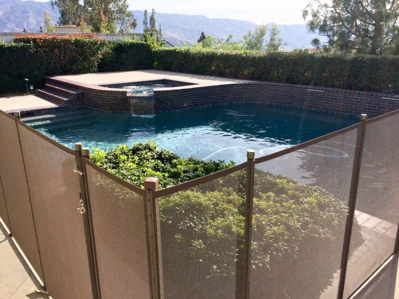 Mesh Pool Fence Installation